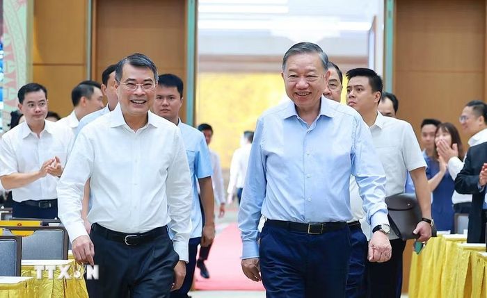 Tổng Bí thư, Chủ tịch nước Tô Lâm đến dự hội nghị. (Ảnh: Dương Giang/TTXVN)