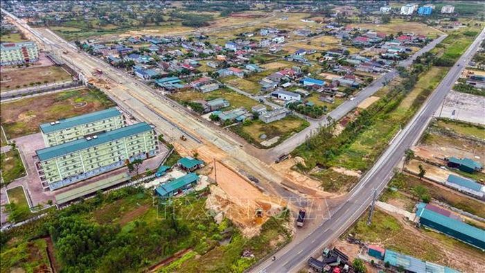 Tuyến đường sau khi hoàn thành sẽ tăng cường kết nối giữa Quốc lộ 1, Quốc lộ 12C với cảng Vũng Áng, cảng Sơn Dương và các khu công nghiệp.