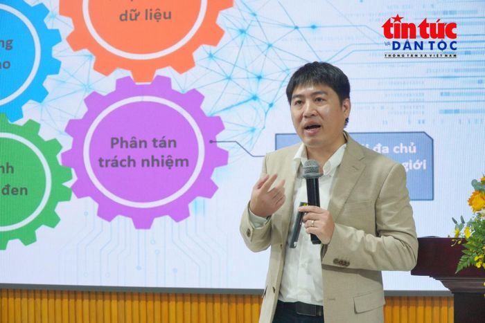 NCS.ThS Lê Trần Quốc Công, Giảng viên Khoa Luật quốc tế (Trường Đại học Luật TP Hồ Chí Minh) phân tích những thách thức đối với cấu trúc pháp lý truyền thống từ các đặc tính kỹ thuật cốt lõi của trí tuệ nhân tạo.