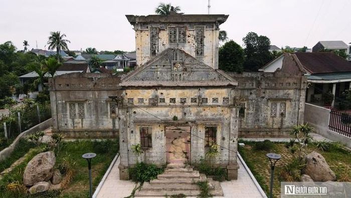 Bà Cáp Thị Thiên Trang, Trưởng ban quản lý di tích quốc gia đặc biệt Thành cổ Quảng Trị, cho biết, trong cuộc chiến chống phản kích, tái chiếm thành cổ và thị xã Quảng Trị trong 81 ngày đêm năm 1972, nhà thờ Long Hưng là một trong những vị trí chốt quan trọng của hệ thống trận địa án ngữ trên Quốc lộ 1A để bảo vệ thị xã Quảng Trị ở hướng Tây Nam. Tại khu vực này từng diễn ra nhiều trận đánh khốc liệt giữa lực lượng quân giải phóng và quân đội Việt Nam Cộng hòa.