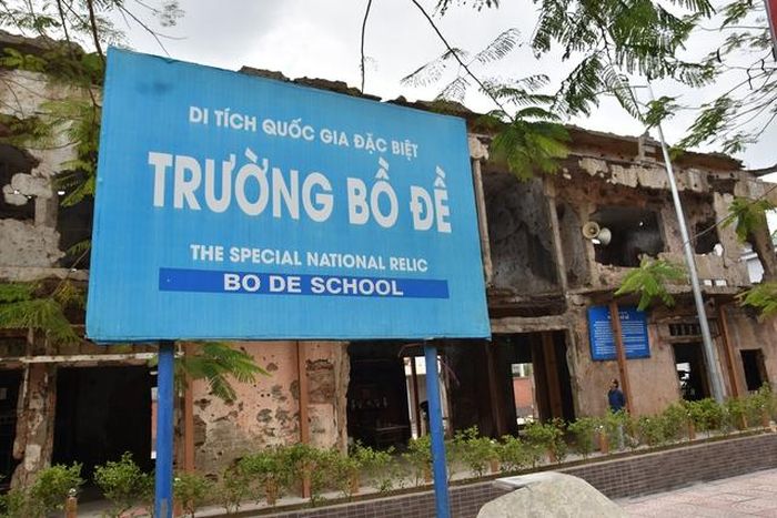 Cùng với nhà thờ Long Hưng, trước đó, tỉnh Quảng Trị thực hiện việc tu bổ trường Bồ Đề, tọa lạc trên đường Trần Hưng Đạo, phường Quảng Trị (Quảng Trị).