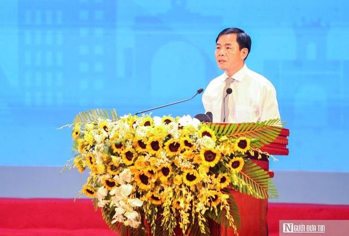 Ông Nguyễn Văn Phương, Bí thư Tỉnh ủy Quảng Trị phát biểu khai mạc Hội nghị.