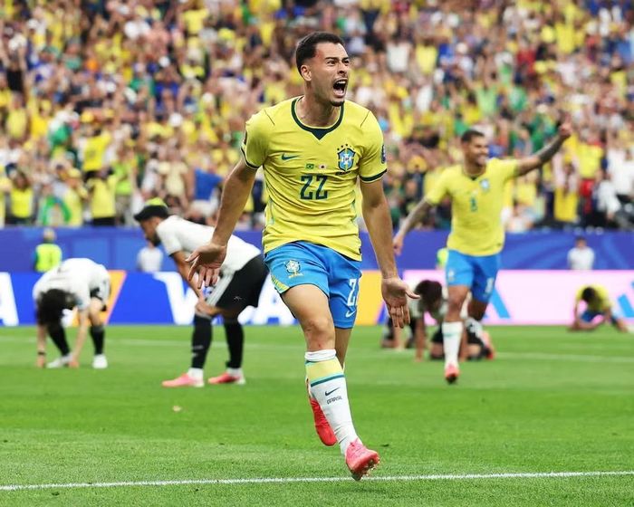 Gabriel Martinelli của Brazil ăn mừng bàn thắng. Ảnh: Michael Regan/FIFA/Getty Images