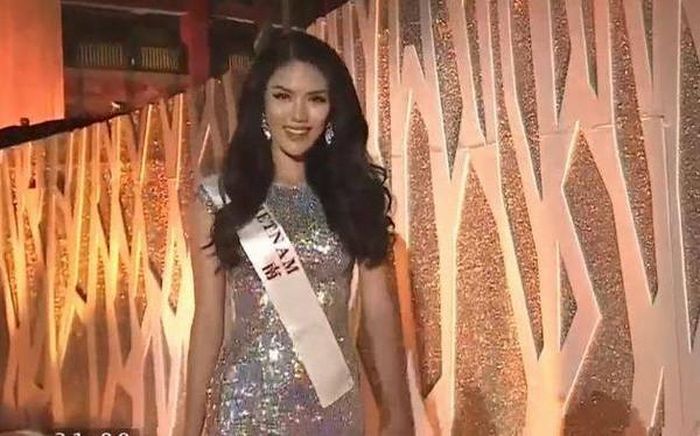 SIêu mẫu Lan Khuê từng lọt top 11 Miss World 2015.