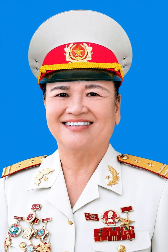 Anh hùng lực lượng vũ trang Nhân dân Ngô Thị Tuyển. Ảnh tư liệu
