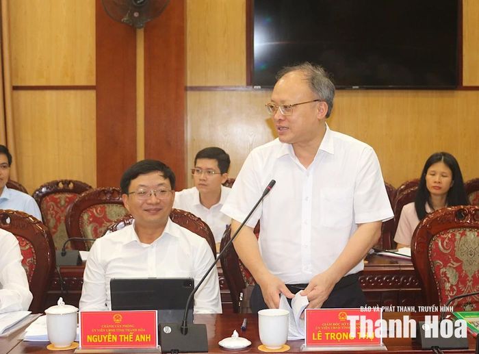 Giám đốc Sở Tài chính Lê Trọng Thụ báo cáo Kế hoạch đầu tư công trung hạn giai đoạn 2026-2030 của tỉnh Thanh Hóa.