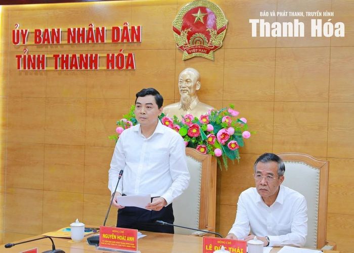 Chủ tịch UBND tỉnh Nguyễn Hoài Anh phát biểu tham luận hội nghị tại điểm cầu UBND tỉnh Thanh Hóa.