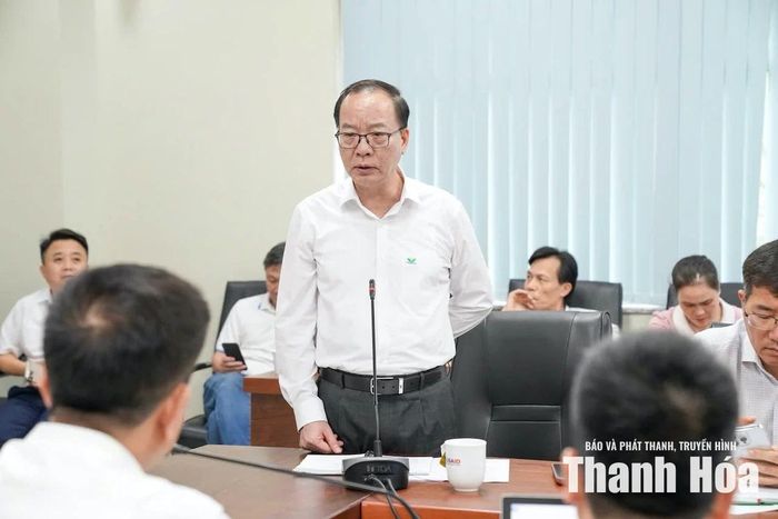 GS.TS Trần Minh Điển, Giám đốc Bệnh viện Nhi Trung ương phát biểu định hướng các giải pháp phối hợp giữa hai đơn vị.
