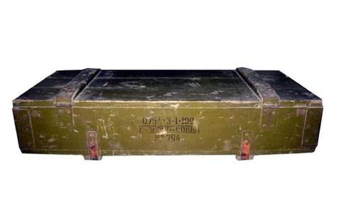 Hòm đạn anh hùng Ngô Thị Tuyển đã vác tiếp đạn cho bộ đội cao xạ chiến đấu tại trận địa Hàm Rồng, ngày 4/4/1965