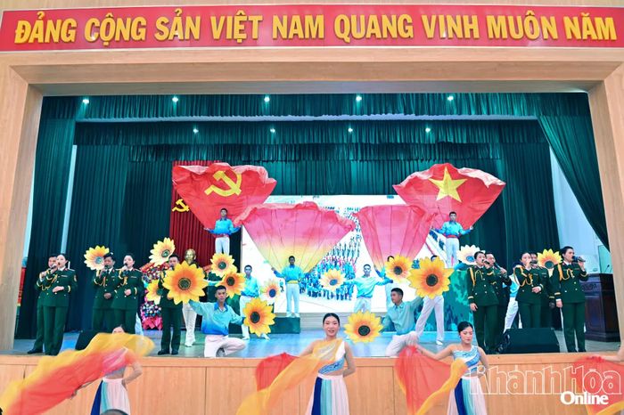 Chương trình văn nghệ chào mừng hội nghị.