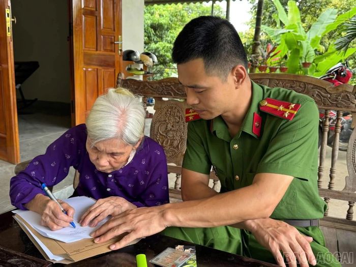 Tỉnh Lào Cai hiện có 3.334 thân nhân liệt sĩ thuộc diện thu nhận mẫu ADN.