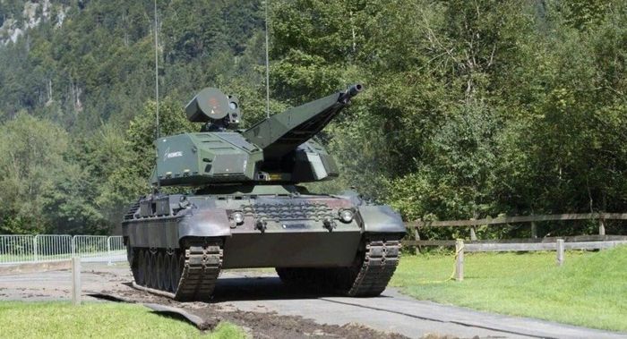Hệ thống phòng không Skyranger 35 trên khung gầm Leopard 1, được đặt hàng cho Ukraine. Ảnh: Rheinmetall