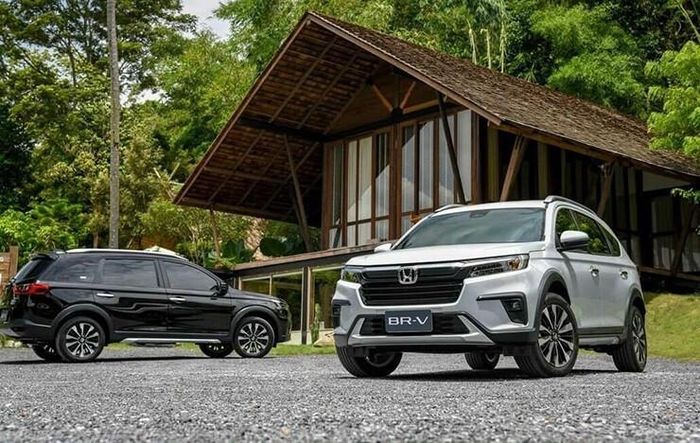 Honda BR-V 2026 sở hữu ngoại hình lai SUV mạnh mẽ và hiện đại.