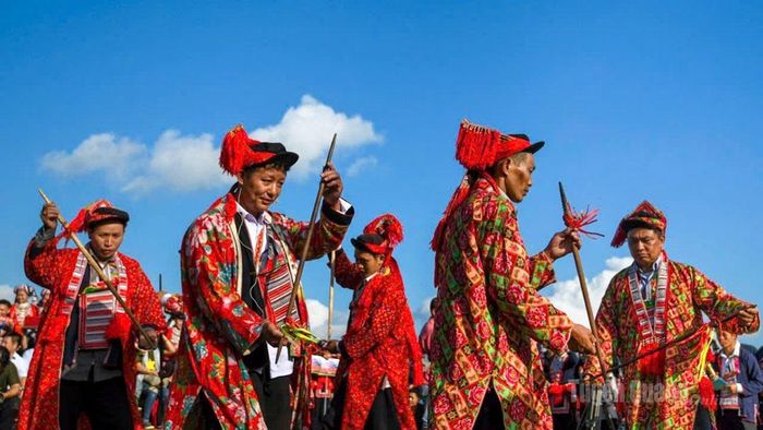 Người Dao đỏ vùng núi Chiêu Lầu Thi gìn giữ nét văn hóa truyền thống trong lễ hội Bàn Vương.
