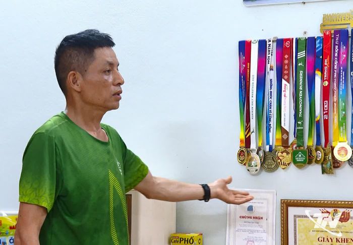 Ông Trần Ngọc Công bén duyên với chạy bộ cách đây khoảng 5 năm.