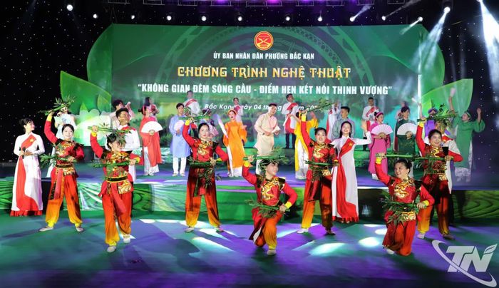 Các tiết mục nghệ thuật đặc sắc.