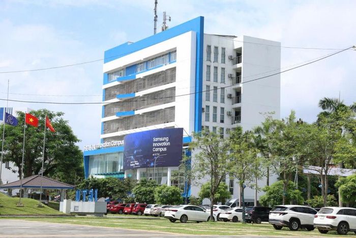 Nhiều doanh nghiệp, tổ chức trong các lĩnh vực công nghệ số, sản xuất công nghệ cao, công nghiệp văn hóa, tài chính số và đổi mới sáng tạo như Samsung Việt Nam đã tham gia Không gian hợp tác doanh nghiệp của ICTU Thái Nguyên