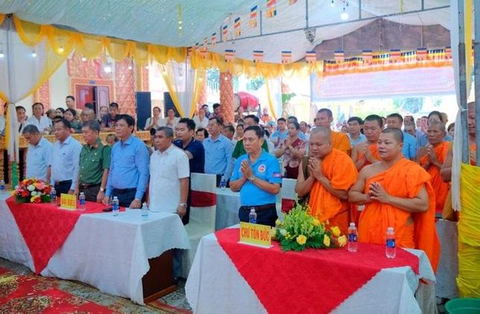 Chư tôn đức, đại biểu tham dự