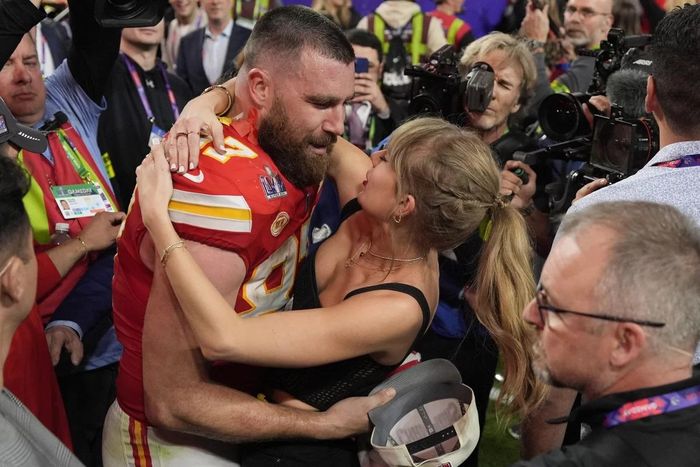 Chuyện tình của Taylor Swift và Travis Kelce được nhiều người ngưỡng mộ.