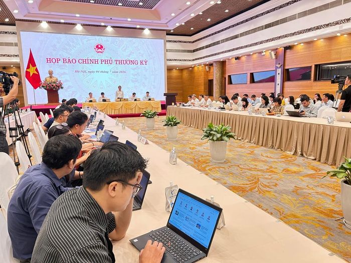 Quang cảnh họp báo.