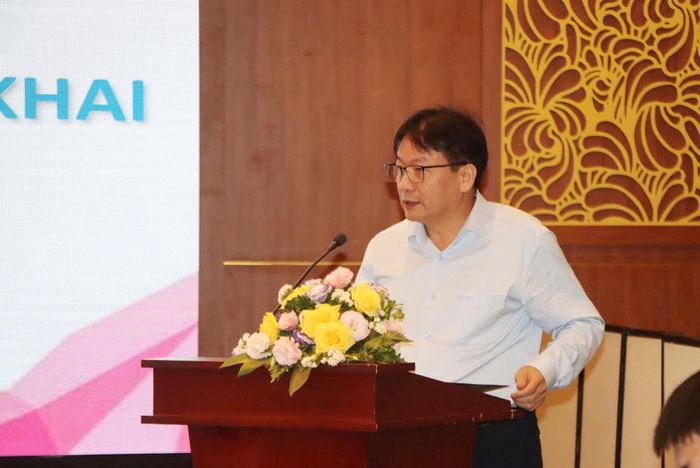 Đồng chí Đỗ Văn Tính, Bí thư Chi bộ Phòng Dự báo và Cân đối cung cầu phát biểu tham luận tại Hội nghị.
