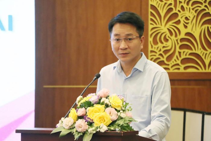 Đồng chí Nguyễn Thanh Bình, Phó Cục trưởng báo cáo tại Hội nghị về kết quả triển khai công tác 6 tháng đầu năm, nhiệm vụ các tháng cuối năm 2026.