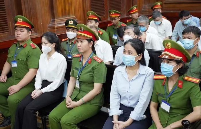 Các bị can trong vụ án xảy ra tại Công ty TNHH Vận tải và Thương mại Xuyên Việt Oil.