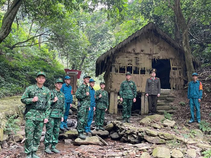 Lán Khuổi Nặm - nơi lãnh tụ Nguyễn Ái Quốc chủ trì Hội nghị Trung ương Đảng lần thứ 8 (từ ngày 10 - 19/5/1941)