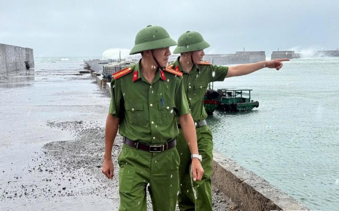 Lực lượng Công an đặc khu Bạch Long Vỹ thường xuyên có mặt trên các tuyến tiền tiêu.