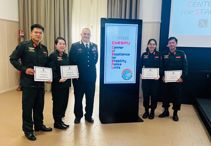 Khóa huấn luyện tiền triển khai là diễn đàn quý báu để các học viên trao đổi nghiệp vụ, chia sẻ những thông tin bổ ích.