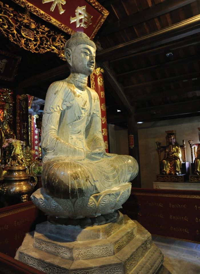 Bảo vật quốc gia Tượng A di đà chùa Phật Tích, Bắc Ninh - Ảnh: Minh Khang