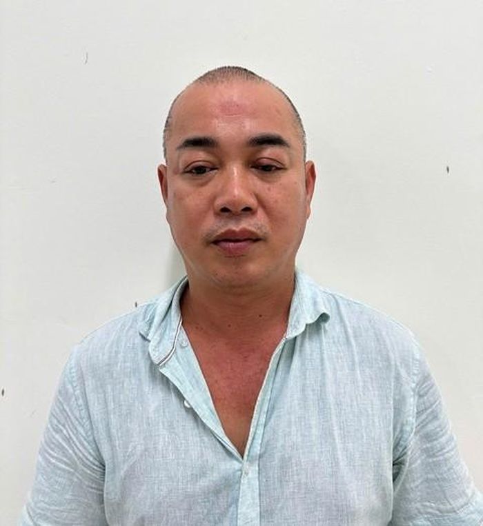 Đối tượng Trần Trung Việt.