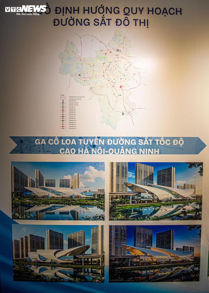 Theo đồ án quy hoạch, Hà Nội sẽ phát triển theo mô hình đa cực, trong đó hạ tầng giao thông giữ vai trò kết nối các trung tâm đô thị, công nghiệp và logistics. Một trong những nội dung đáng chú ý là định hướng xây dựng mạng lưới đường sắt đô thị dài hơn 300km, phần lớn nằm trên địa bàn Hà Nội. Hệ thống này được quy hoạch theo mô hình TOD, với các nhà ga trở thành hạt nhân phát triển đô thị.