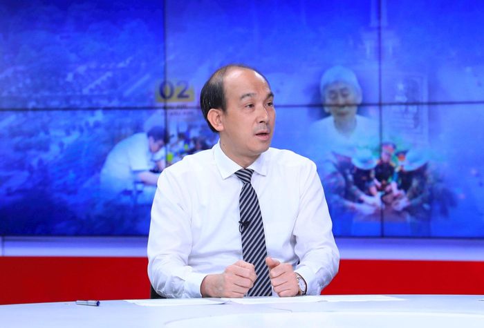 Ông Nguyễn Tây Nam trao đổi tại Chương trình. Ảnh: Quang Thái