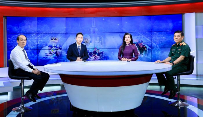 Các khách mời tham gia Chương trình. Ảnh: Quang Thái
