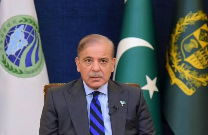 Pakistan, quốc gia giữ vai trò trung gian quan trọng trong các cuộc đàm phán giữa Mỹ và Iran, xác nhận Thủ tướng Shehbaz Sharif sẽ tới dự lễ tang. Trung Quốc, Afghanistan cùng nhiều quốc gia láng giềng của Iran cũng thông báo cử đại diện tham dự.