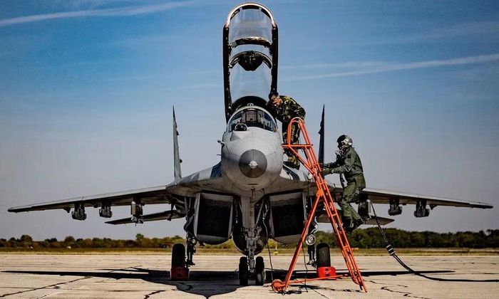 Hiện MiG-29 vẫn đảm nhiệm nhiều nhiệm vụ quan trọng như đánh chặn máy bay không người lái, tên lửa hành trình, đồng thời được cải tiến để mang theo tên lửa và bom lượn do phương Tây viện trợ.