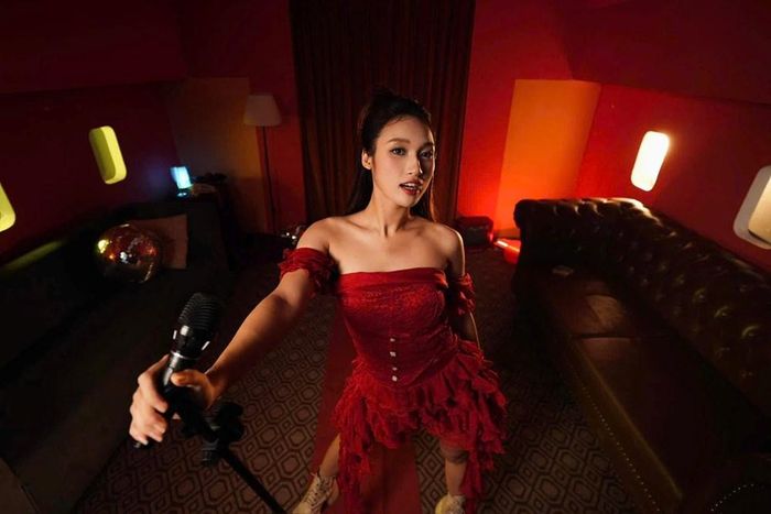 Vương Thu Hà theo đuổi phong cách trình diễn trẻ trung, giàu năng lượng