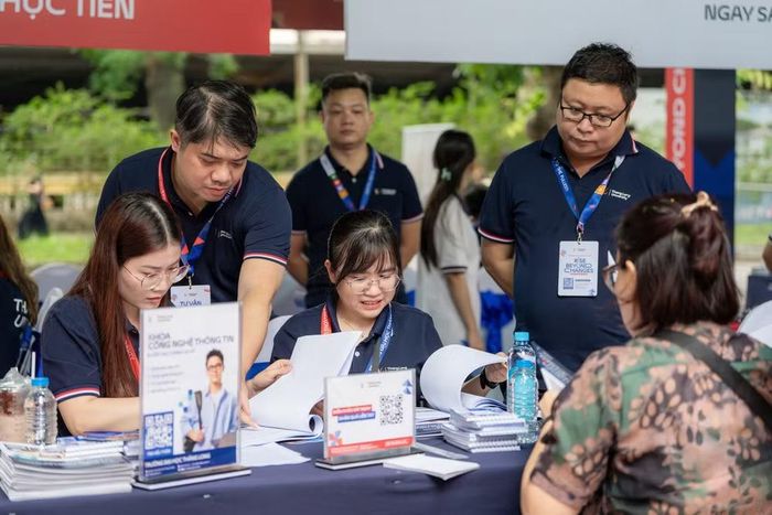 Tại Trường đại học Thăng Long, doanh nghiệp được xem là một mắt xích trong quá trình đào tạo.