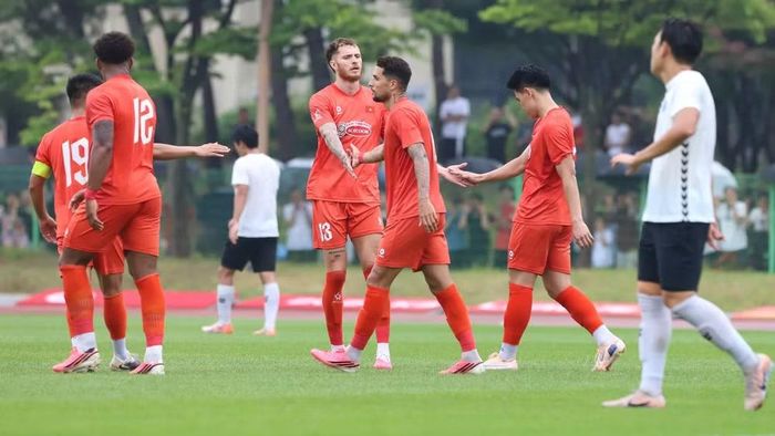 Các cầu thủ nhập tịch của đội tuyển Việt Nam có sự ăn ý khá hiệu quả. (Ảnh: VFF)