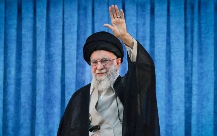  Cố lãnh tụ Ali Khamenei. Ảnh: Iran Times 