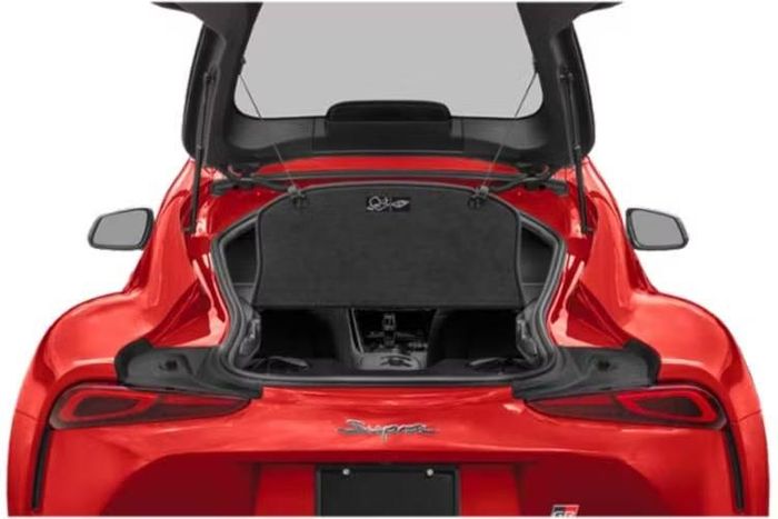 GR Supra là mẫu xe thể thao do Magna Steyr sản xuất cho Toyota từ năm 2019-2026. Là thế hệ thứ 5 của dòng Supra, mẫu xe này được bán và phát triển bởi thương hiệu Toyota Gazoo Racing dưới sự hợp tác với BMW. Do đó, Toyota GR Supra dùng chung khung gầm với BMW Z4 và xuất xưởng từ cùng một nhà máy.