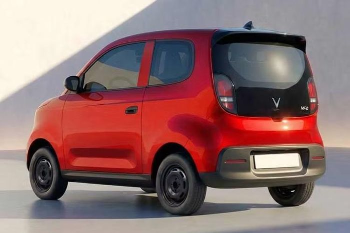 Mẫu xe mini điện VinFast VF2 sở hữu kích thước tổng thể dài x rộng x cao lần lượt là 3.090 x 1.496 x 1.663,2 mm và chiều dài cơ sở dài 2.065 mm. Cùng với Minio Green, VF2 là mẫu xe có kích thước nhỏ nhất của thương hiệu VinFast hiện nay.