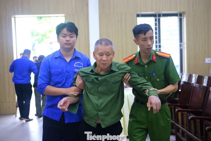 Theo kế hoạch, từ ngày 3 - 7/7, Hà Tĩnh triển khai đợt cao điểm thu hơn 16.300 mẫu sinh phẩm ADN của thân nhân liệt sĩ tại 5 cụm gồm: phường Thành Sen, phường Nam Hồng Lĩnh, xã Đức Thọ, xã Hương Khê và xã Kỳ Anh.
