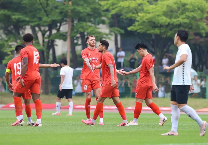 Các cầu thủ đều có cơ hội thể hiện.