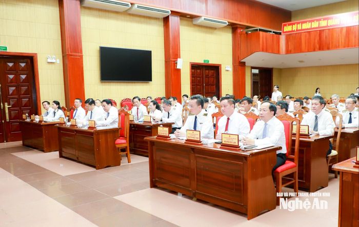 Các đồng chí lãnh đạo Kiểm toán Nhà nước và các tỉnh, thành phố dự hội nghị. Ảnh: Thành Duy