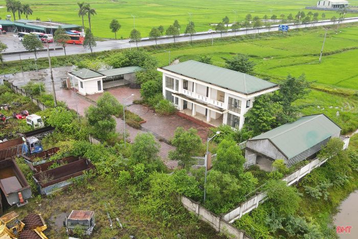 Vậy nên, việc tỉnh giao Ban QLDA đầu tư xây dựng công trình dân dụng và hạ tầng khu vực tỉnh làm chủ đầu tư nút giao đấu nối đường nhánh từ tuyến đường đối ngoại với quốc lộ 1 tại Km487+538 thuộc dự án Trụ sở làm việc Trạm kiểm dịch động vật nội địa đã tháo gỡ được các vướng mắc trước đó.