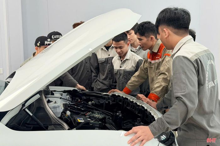 Ngành công nghệ ô tô đang được doanh nghiệp đặt hàng đào tạo tại Hà Tĩnh.