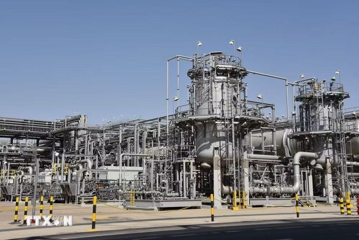Nhà máy lọc dầu ở Dammam, Saudi Arabia. (Ảnh: THX/TTXVN)