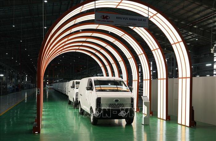Kim Long Motor Huế định hướng trở thành trung tâm khu vực về sản xuất ô tô. Ảnh: Nguyên Lý/TTXVN